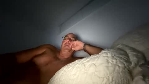 Snapshot of justcallmemarcus chatting on February 4, 3:00 am justcallmemarcus online show from February 4, 3:00 am