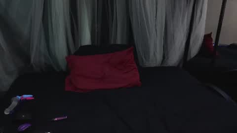 Cheshire Brat online show from June 18, 2:01 am