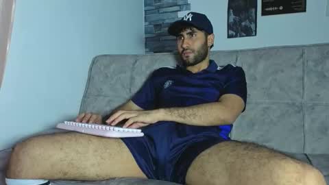 Snapshot of justdavid_ chatting on March 21, 2:05 am David online show from March 21, 2:05 am