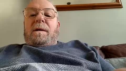 Snapshot of justenjoyingurcompany chatting on March 9, 8:40 am justenjoyingurcompany online show from March 9, 8:40 am