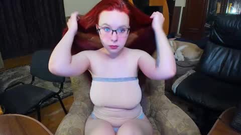 Snapshot of justfoxy chatting on September 13, 3:01 pm justfoxy online show from September 13, 3:01 pm