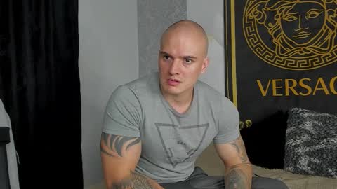 Snapshot of justin_devil_ chatting on September 27, 5:34 am Justin Devil online show from September 27, 5:34 am