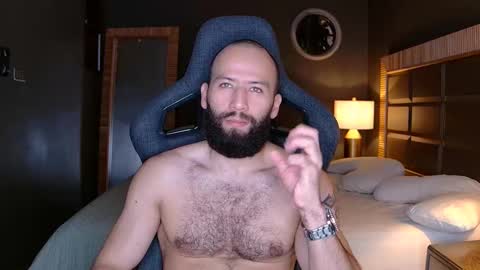 Justin online show from October 22, 11:10 am