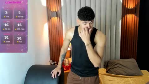 Justin online show from December 18, 7:53 pm