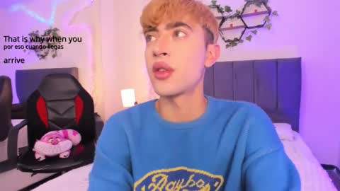 Snapshot of justinbe_ chatting on October 3, 11:29 am Justin online show from October 3, 11:29 am