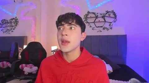 Justin online show from February 5, 11:26 am