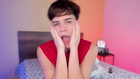 Justin online show from February 8, 6:44 pm