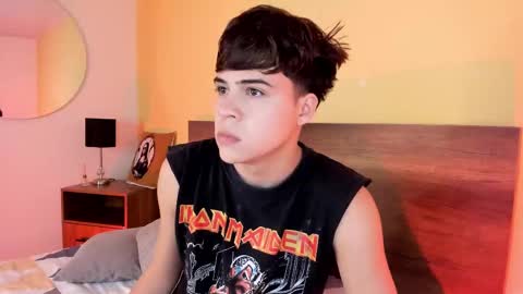 Justin online show from February 14, 3:36 pm