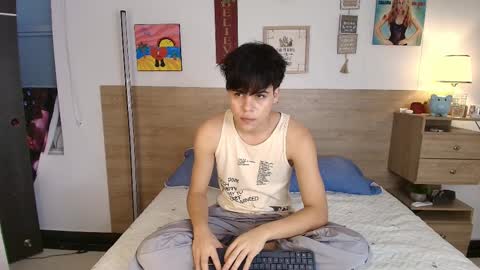 Justin online show from October 1, 2:01 pm