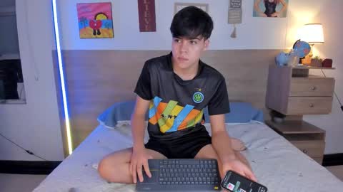 Justin online show from October 17, 12:52 pm