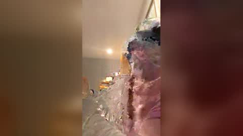 justincase8669 online show from April 16, 5:41 am