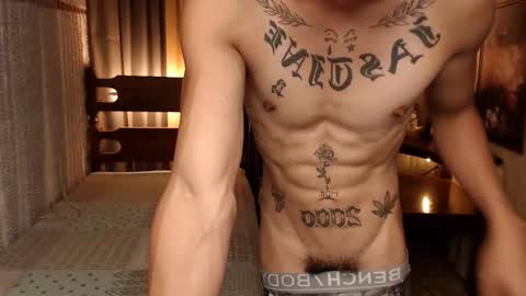 Snapshot of justine_hunk chatting on December 27, 6:14 am justine_hunk online show from December 27, 6:14 am
