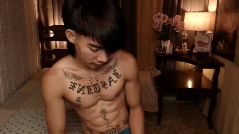 Snapshot of justine_hunk chatting on January 3, 3:55 pm justine_hunk online show from January 3, 3:55 pm