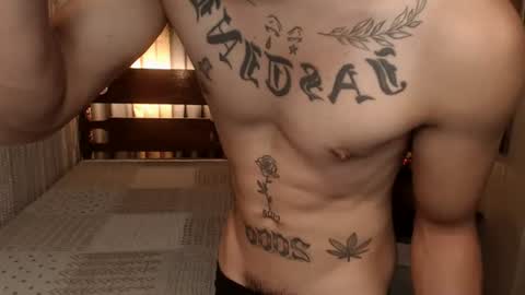 justine_hunk online show from June 15, 6:26 am