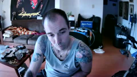 Snapshot of justinelsmith chatting on September 21, 1:18 am justinelsmith online show from September 21, 1:18 am