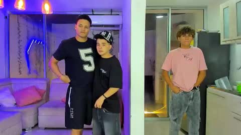 justingtime21 online show from February 8, 10:40 am