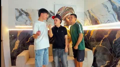 justingtime21 online show from May 12, 10:07 pm