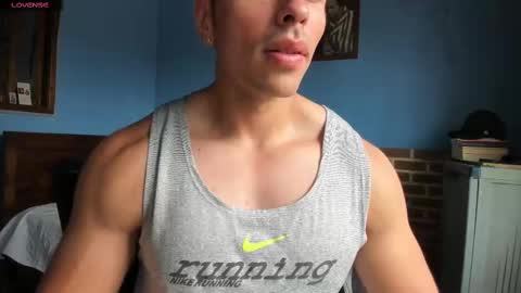 Snapshot of justinkart chatting on October 14, 5:47 pm justinkart online show from October 14, 5:47 pm