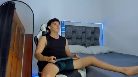 justinmorre online show from April 20, 9:27 pm