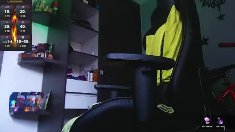 Justinsc online show from May 18, 10:04 pm