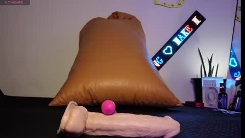 candyanddady online show from July 9, 4:27 am