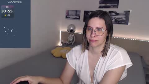 Snapshot of justmexy7 chatting on January 12, 5:34 am Julie online show from January 12, 5:34 am