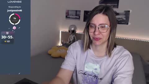 Snapshot of justmexy7 chatting on January 17, 5:21 am Julie online show from January 17, 5:21 am