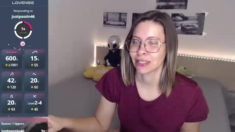 Snapshot of justmexy7 chatting on January 30, 5:19 am Julie online show from January 30, 5:19 am