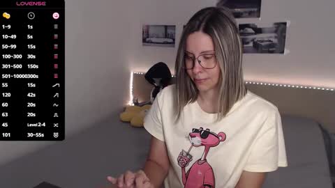 Snapshot of justmexy7 chatting on September 19, 3:52 am Julie online show from September 19, 3:52 am