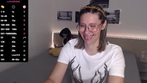 Snapshot of justmexy7 chatting on September 24, 4:27 am Julie online show from September 24, 4:27 am