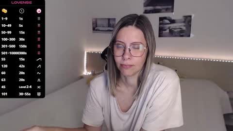 Snapshot of justmexy7 chatting on October 16, 4:13 am Julie online show from October 16, 4:13 am