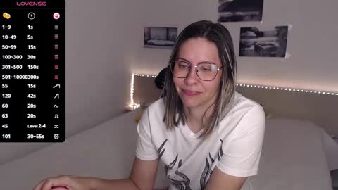 Snapshot of justmexy7 chatting on November 12, 4:57 am Julie online show from November 12, 4:57 am