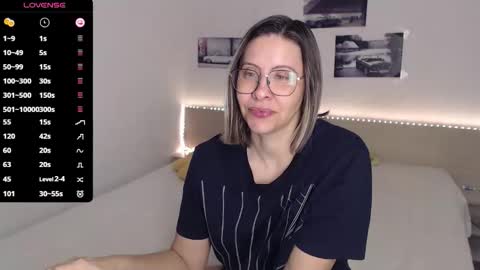 Snapshot of justmexy7 chatting on January 13, 4:51 am Julie online show from January 13, 4:51 am