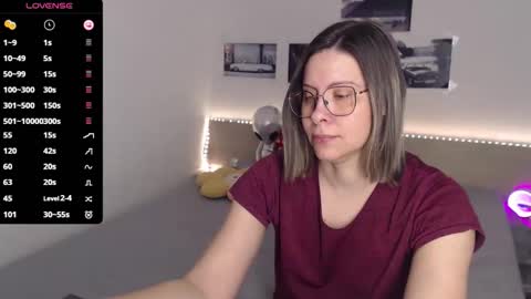 Snapshot of justmexy7 chatting on February 4, 5:13 am Julie online show from February 4, 5:13 am