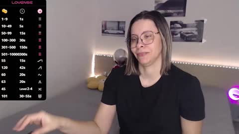 Snapshot of justmexy7 chatting on February 10, 5:00 am Julie online show from February 10, 5:00 am