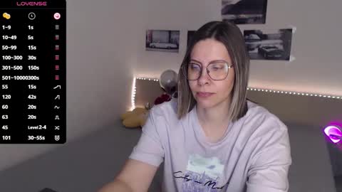 Snapshot of justmexy7 chatting on February 11, 5:12 am Julie online show from February 11, 5:12 am