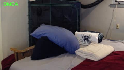 Snapshot of justonetime1 chatting on March 16, 7:51 pm Justonetime1 online show from March 16, 7:51 pm