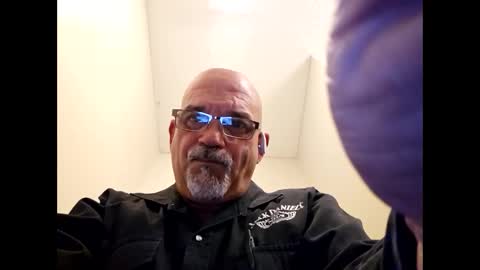 Snapshot of justredneck chatting on January 25, 8:53 am justredneck online show from January 25, 8:53 am