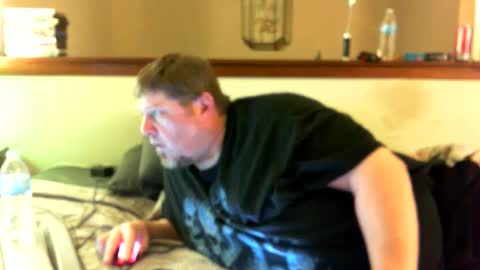 Snapshot of justsetfree chatting on January 22, 2:14 pm justsetfree online show from January 22, 2:14 pm