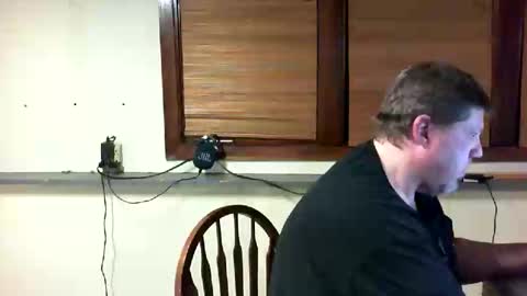 Snapshot of justsetfree chatting on February 3, 5:40 am justsetfree online show from February 3, 5:40 am