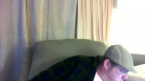 Snapshot of justsetfree chatting on February 8, 4:47 am justsetfree online show from February 8, 4:47 am