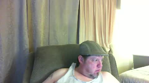 Snapshot of justsetfree chatting on February 8, 7:48 am justsetfree online show from February 8, 7:48 am