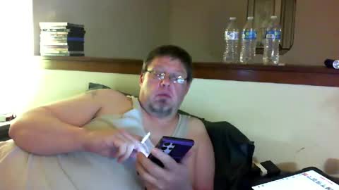 Snapshot of justsetfree chatting on February 8, 2:27 pm justsetfree online show from February 8, 2:27 pm