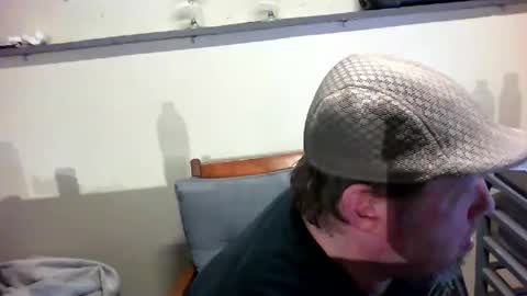 Snapshot of justsetfree chatting on February 19, 1:51 am justsetfree online show from February 19, 1:51 am