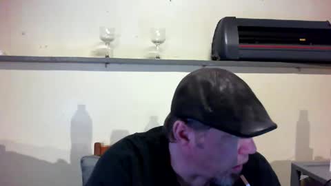 Snapshot of justsetfree chatting on February 20, 7:12 am justsetfree online show from February 20, 7:12 am
