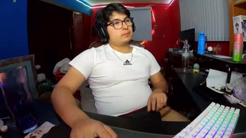 justsky117 online show from March 9, 3:01 am