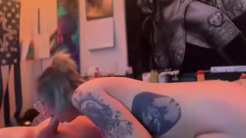 justthejohnsons online show from March 10, 11:37 am