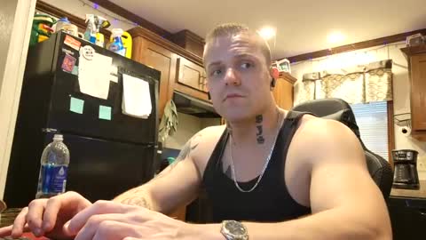 justus0624 online show from August 7, 12:56 am