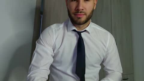 Snapshot of justynxxx1 chatting on February 18, 6:26 am Justin online show from February 18, 6:26 am