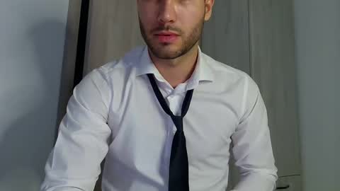 Snapshot of justynxxx1 chatting on February 28, 5:37 am Justin online show from February 28, 5:37 am